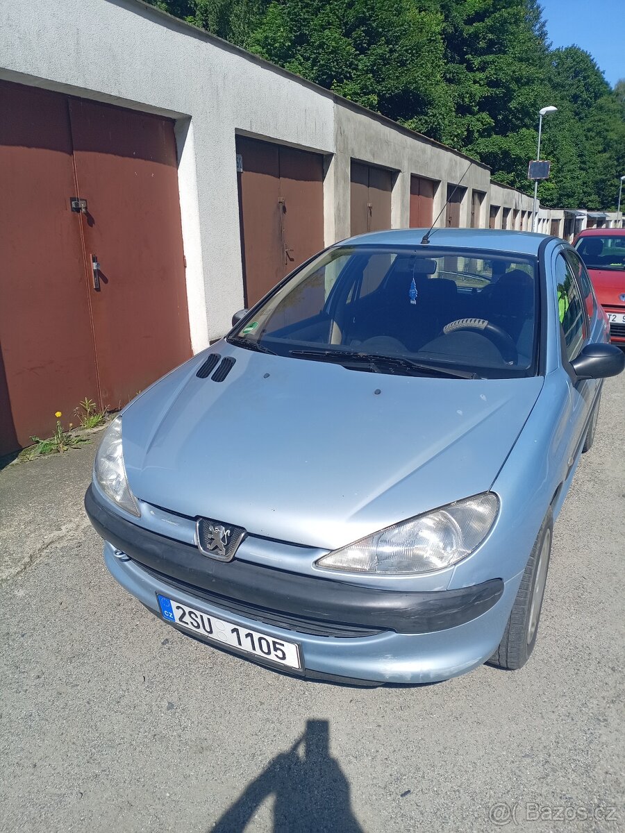 Prodám Peugeot 206 1.4 rok výroby 2004
