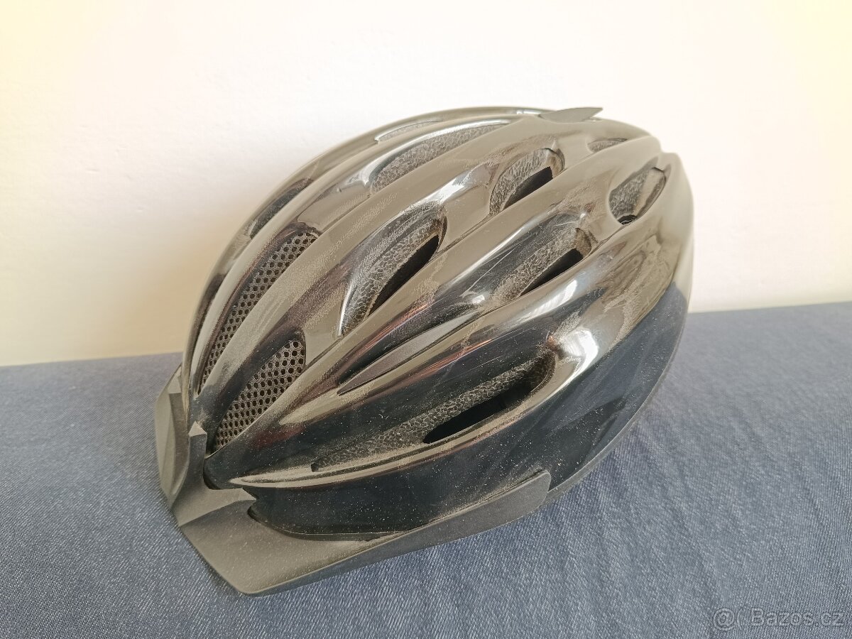 Cyklistická helma