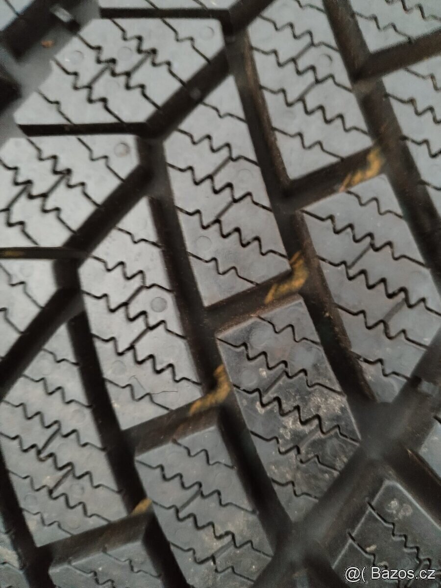 195/55/16 zimni pneu CONTINENTAL 195/55 R16