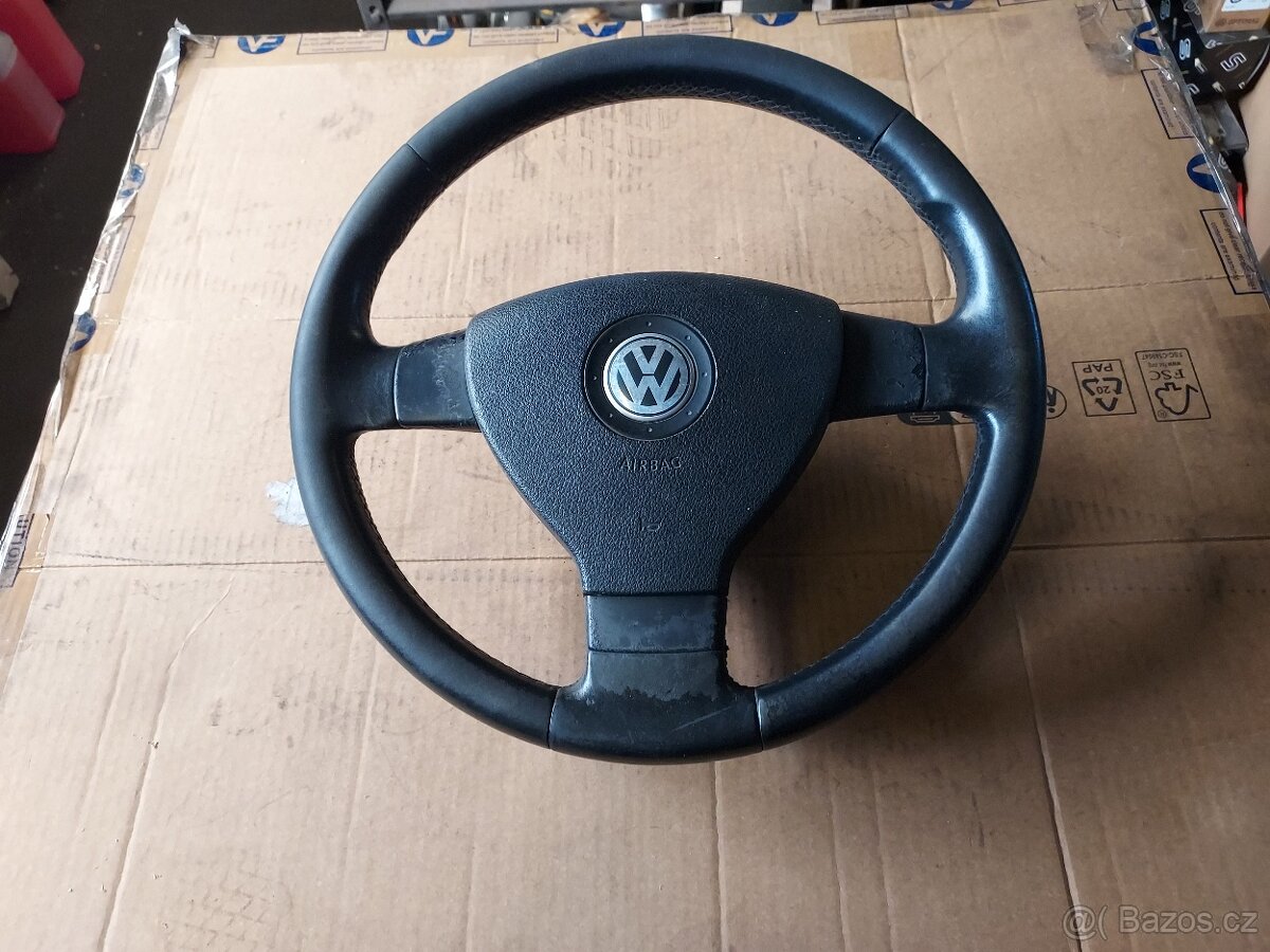 volant s airbagem Passat B6