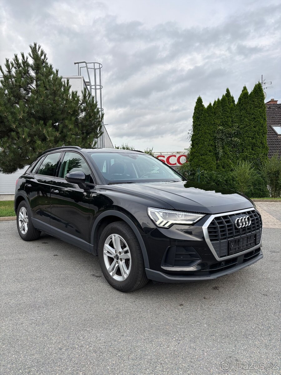 Audi Q3 2.0TDI 110kw Advanced,Matrix,Virtual,Tažné,MY2022