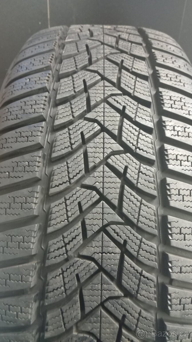 215/50R18 -DUNLOP -zimní