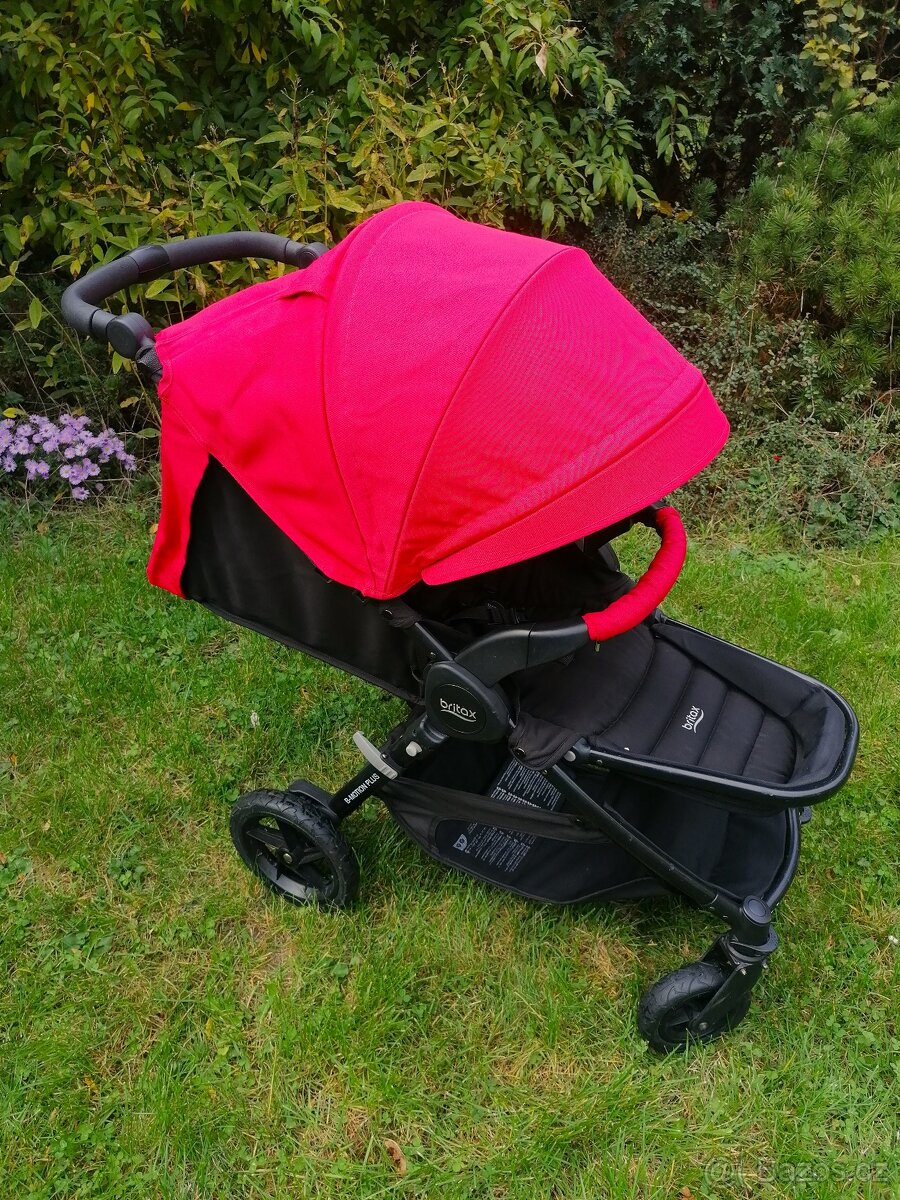 Britax B-Motion 4 – krásný stav kočárku + kompletní výbava