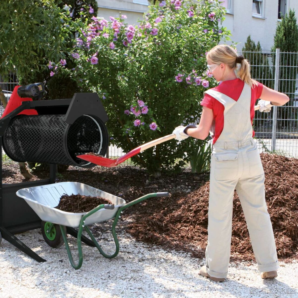Pronájem: přesívač na hlínu, kompost, písek... POLIČKA