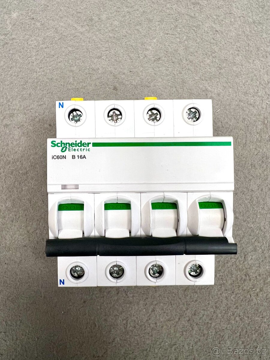 Jistič Schneider A9F03716 16A 400V AC 3+N