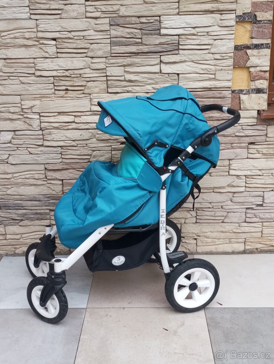 Sportovní kočárek