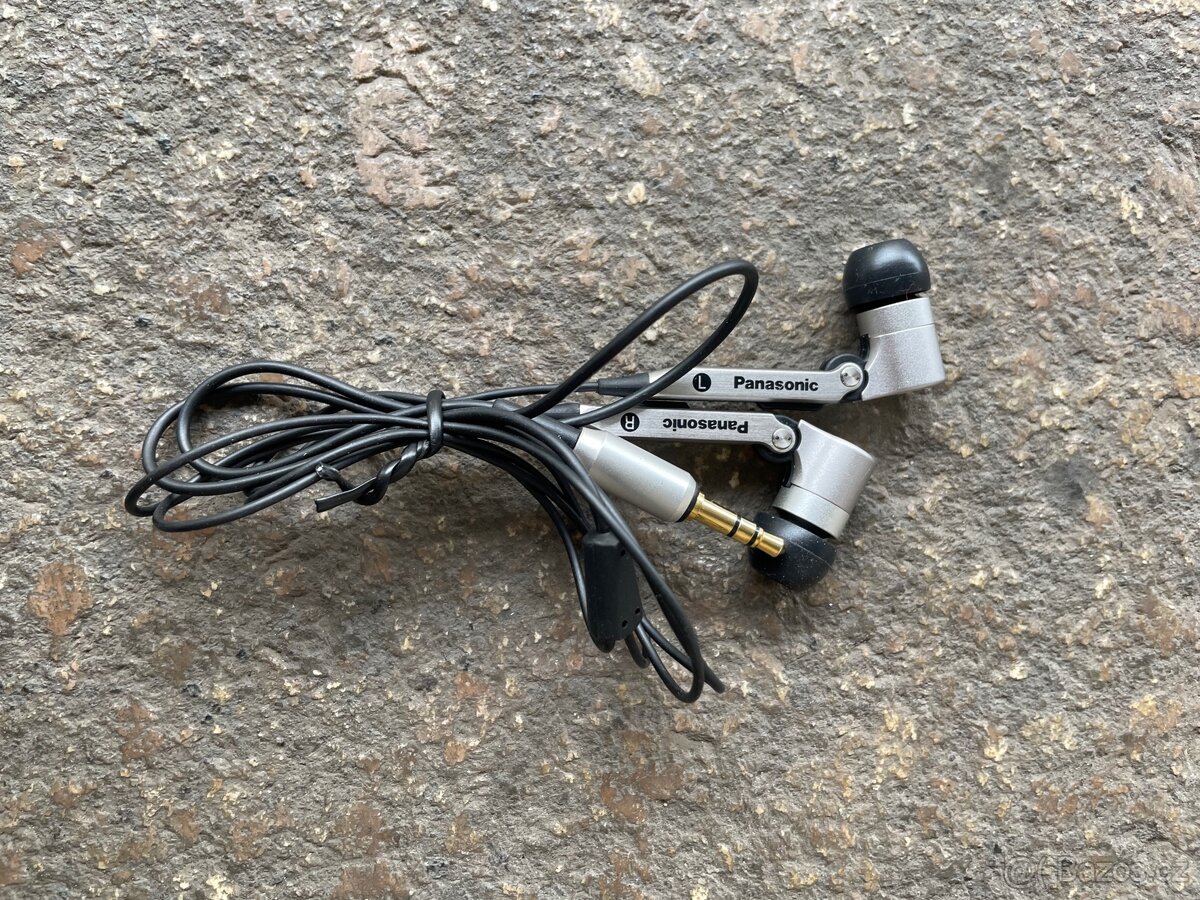 Dálkový ovladač Sony PSP a sluchátka ceny dle seznamu