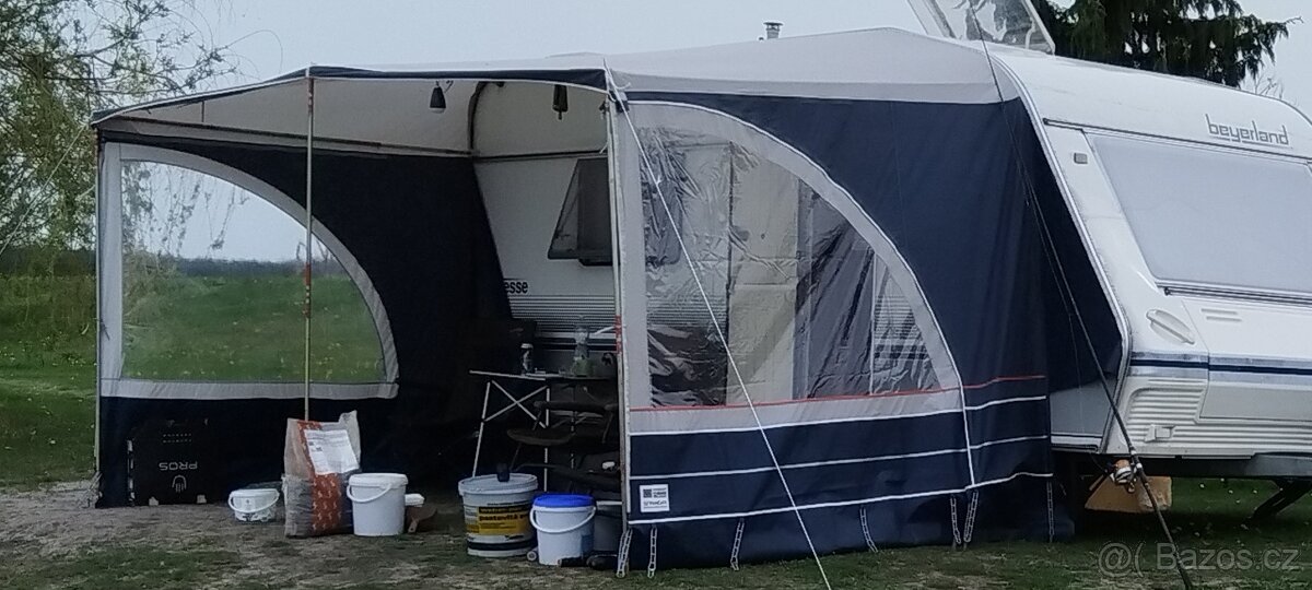 Předstan do tvaru U