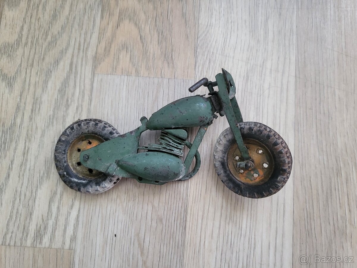 Motorka...