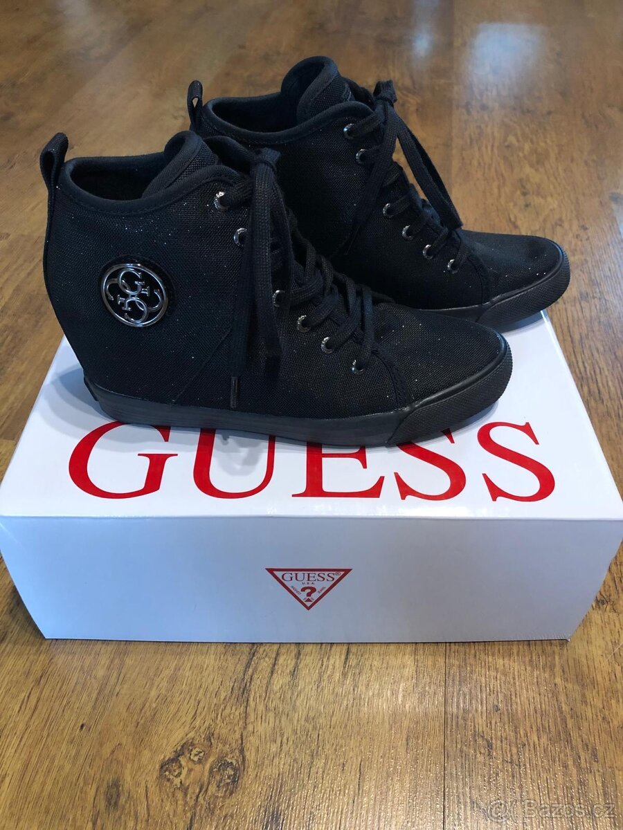 Guess boty 39