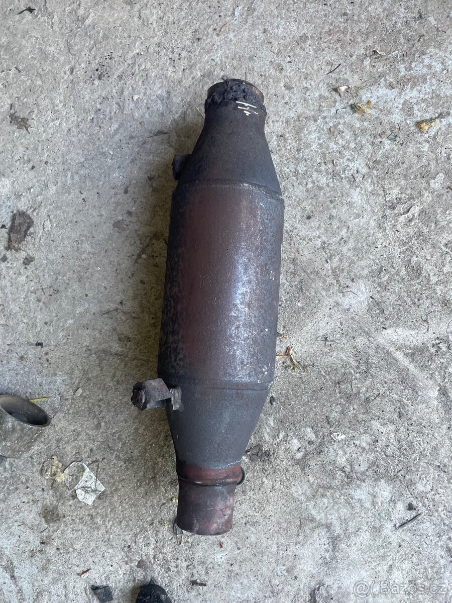 Plný katalyzátor Octavia 1.8T