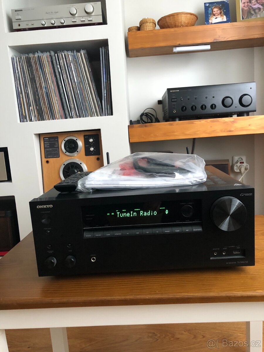 Onkyo TX-NR676