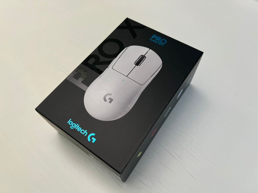 Herní myš Logitech PRO X Superlight, bílá