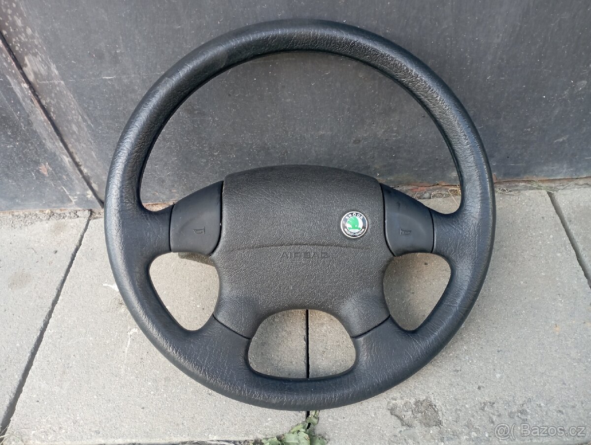 Škoda Felicia volant