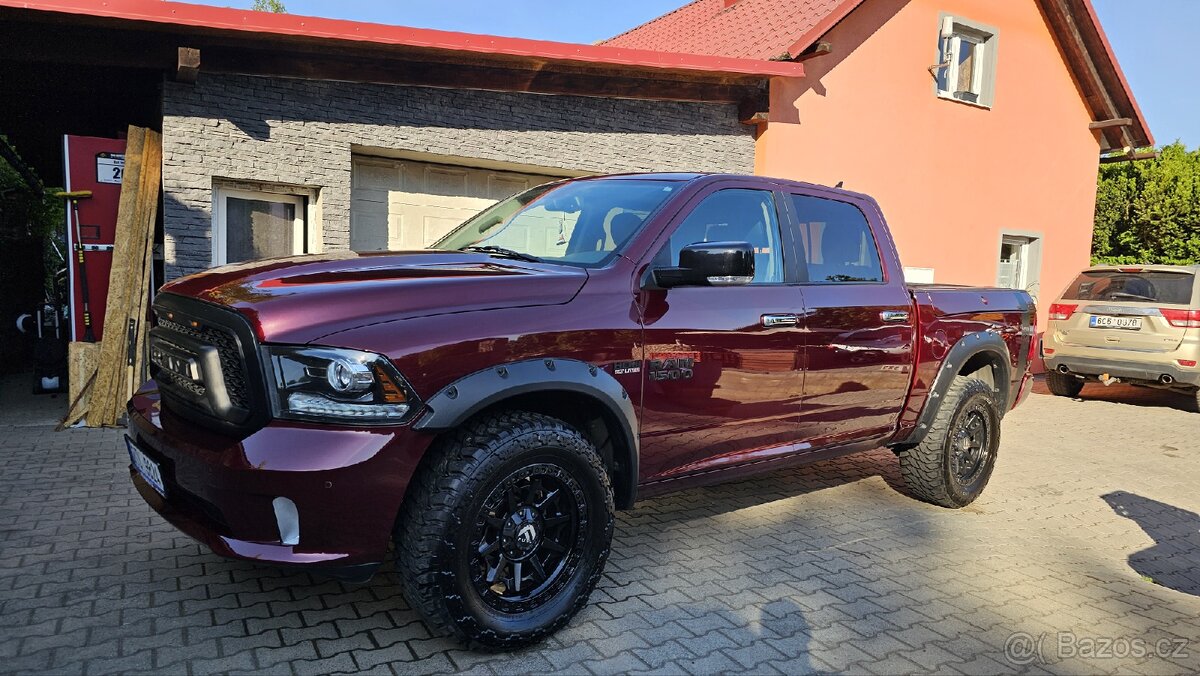 Dodge RAM, BIGHORN 5.7 HEMI