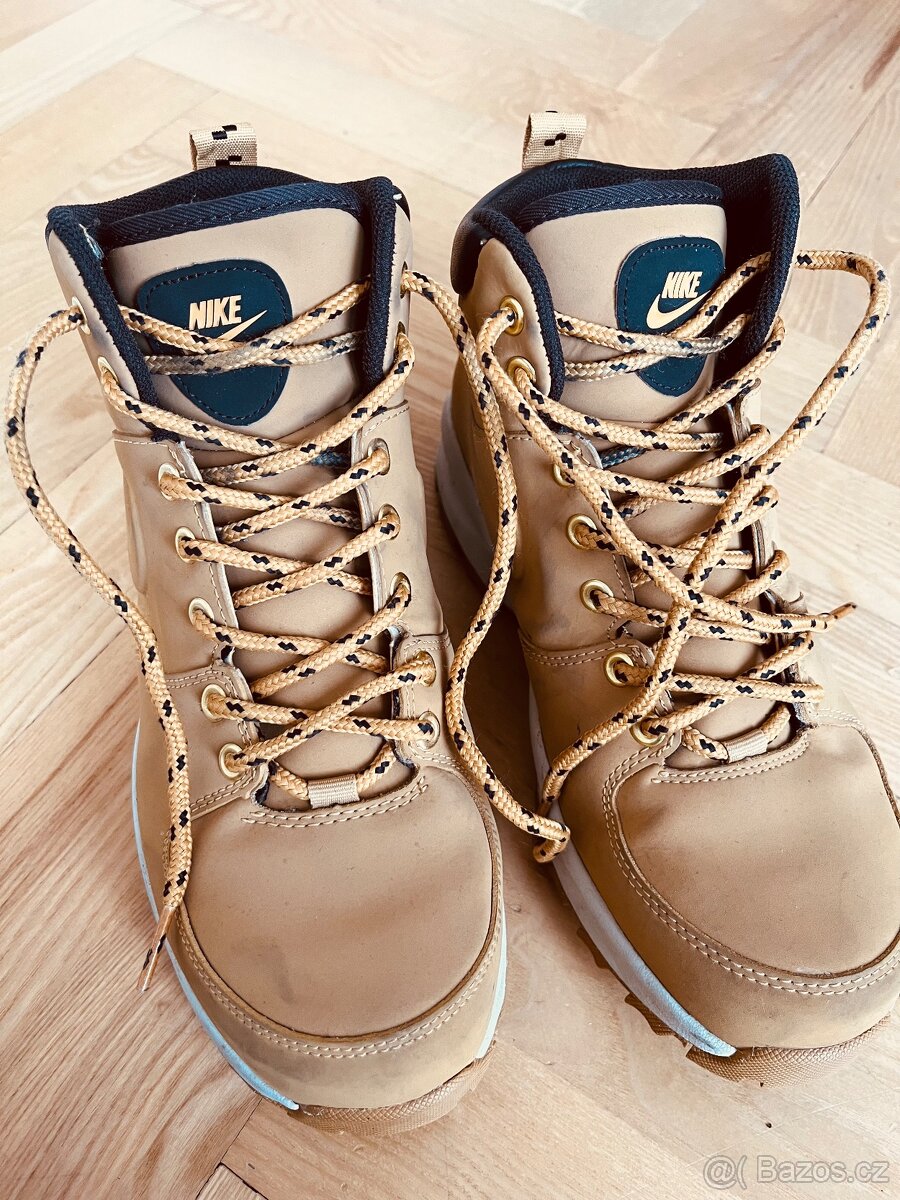 Nike Manoa šněrovací boty UNISEX Vel.40,5