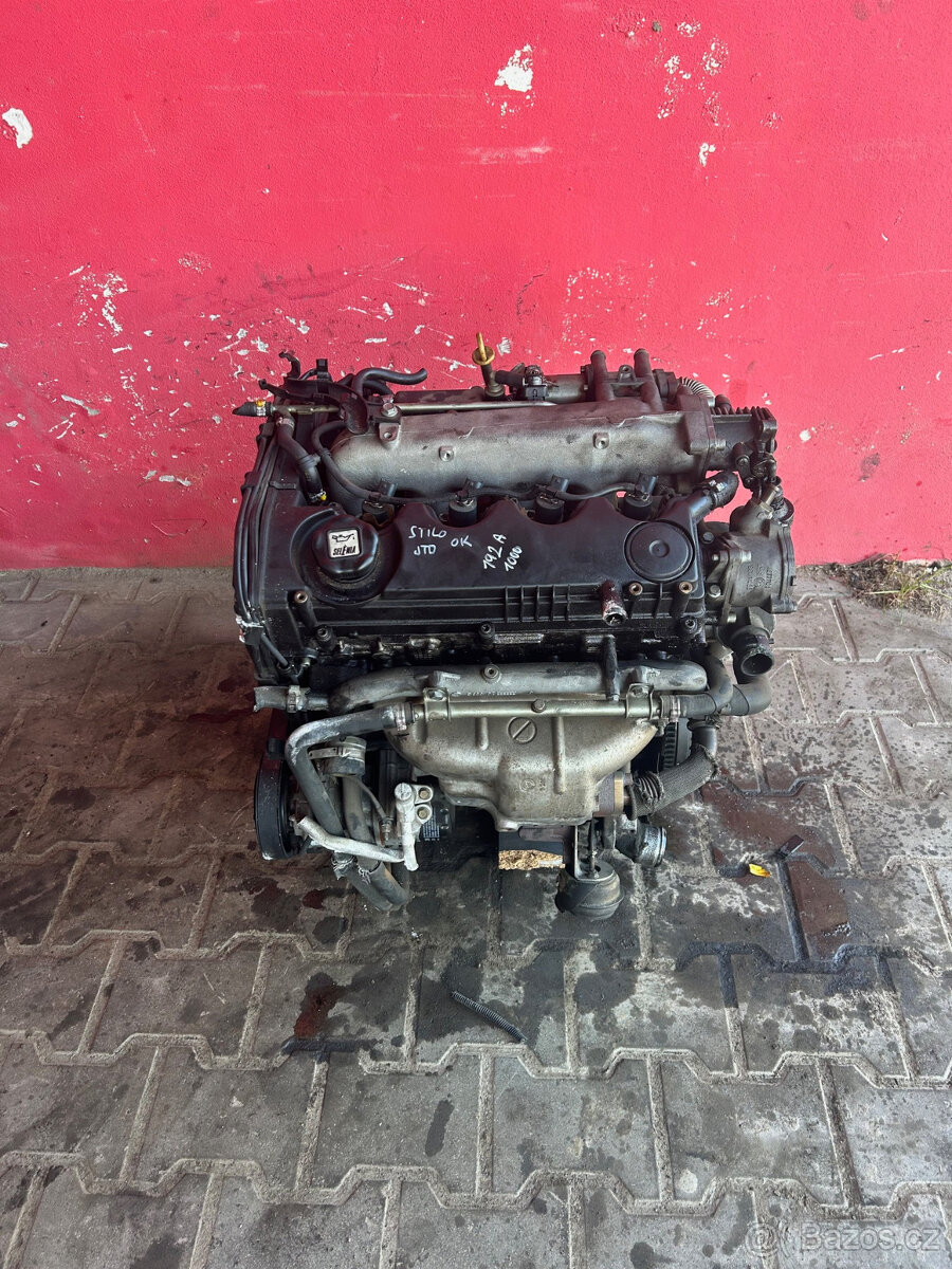 Motor Fiat Stilo 1,9 JTD 192A1000 85KW Kompletní