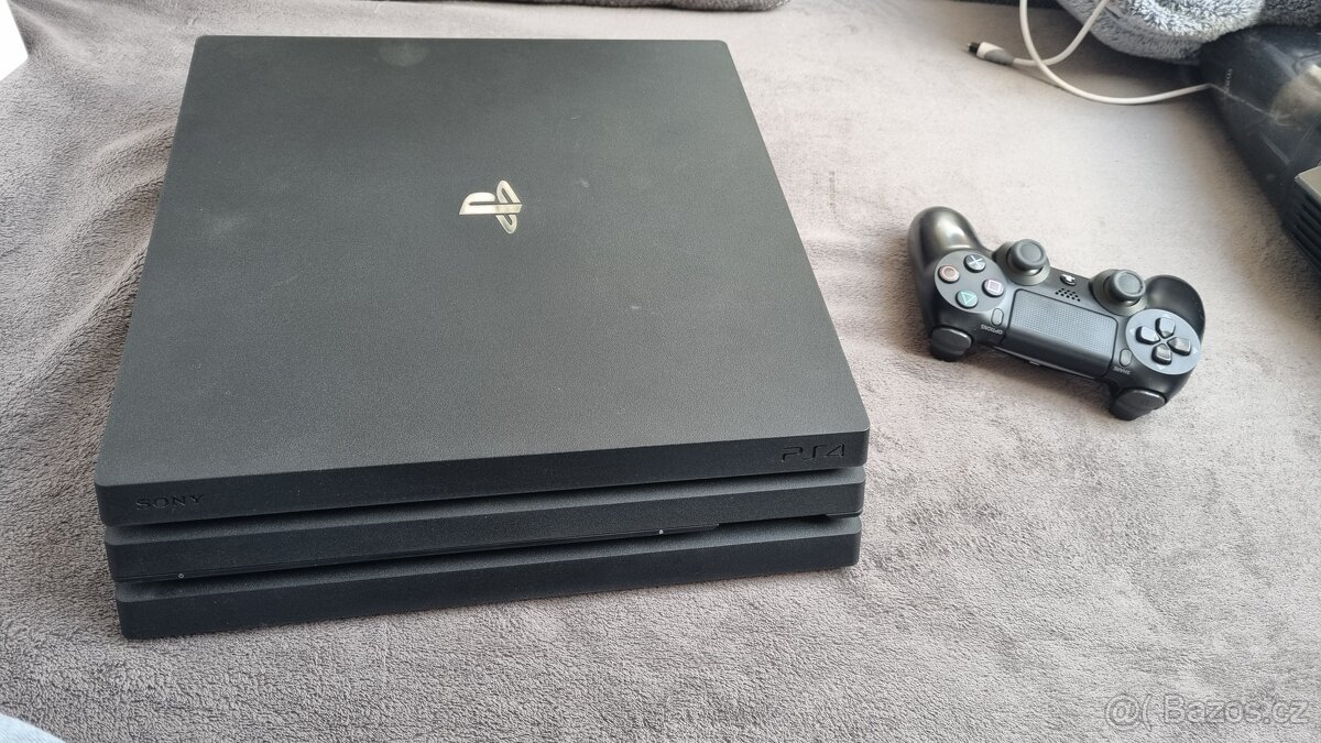 Ps4 pro+VR+volant+Aim controller