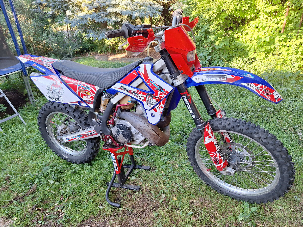 GasGas EC300, závada motoru