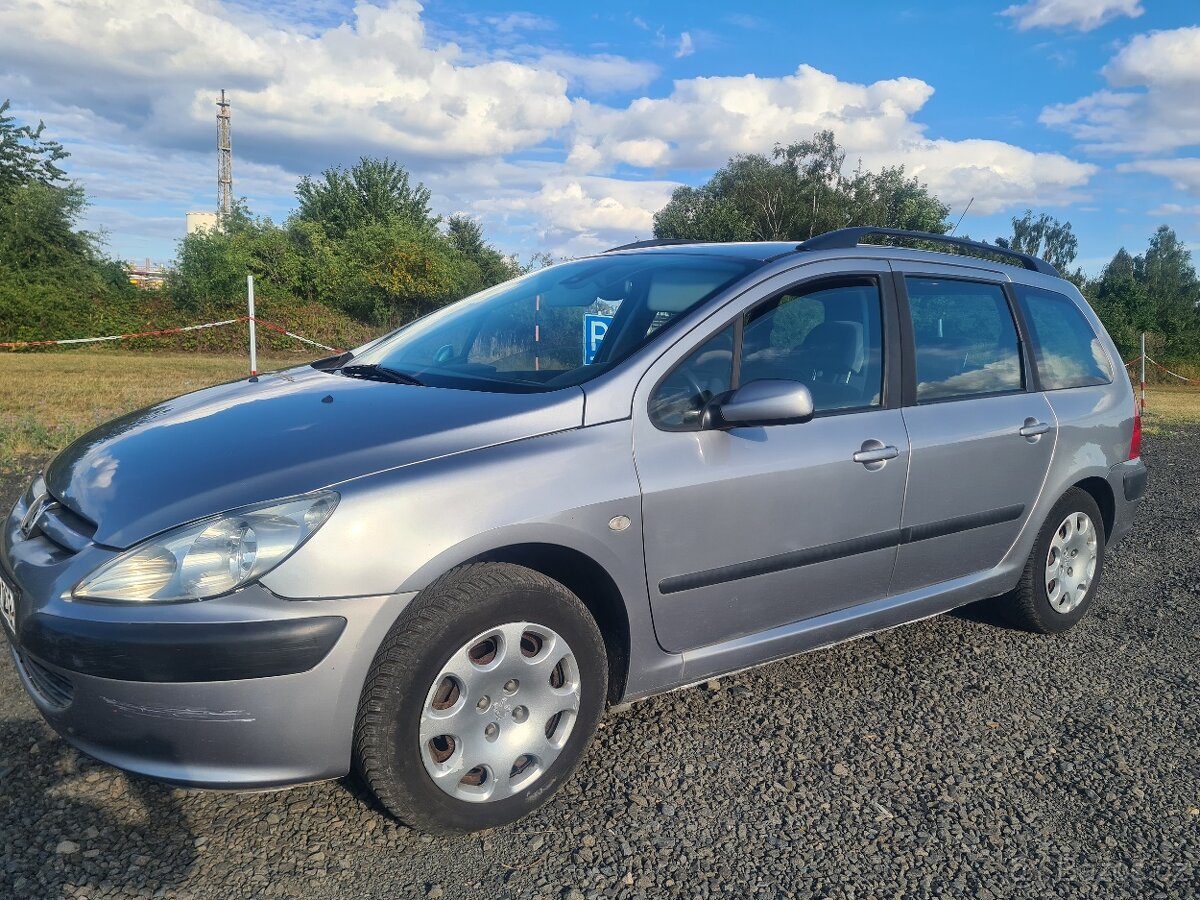 307 SW LPG AUTOMAT najeto 148tis,klima funkcní