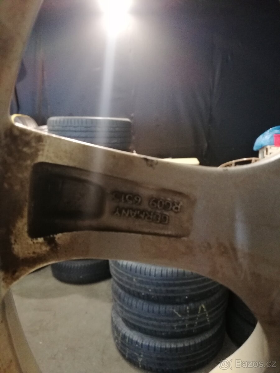 Prodám obutou zimní sadu 4×100. R15
