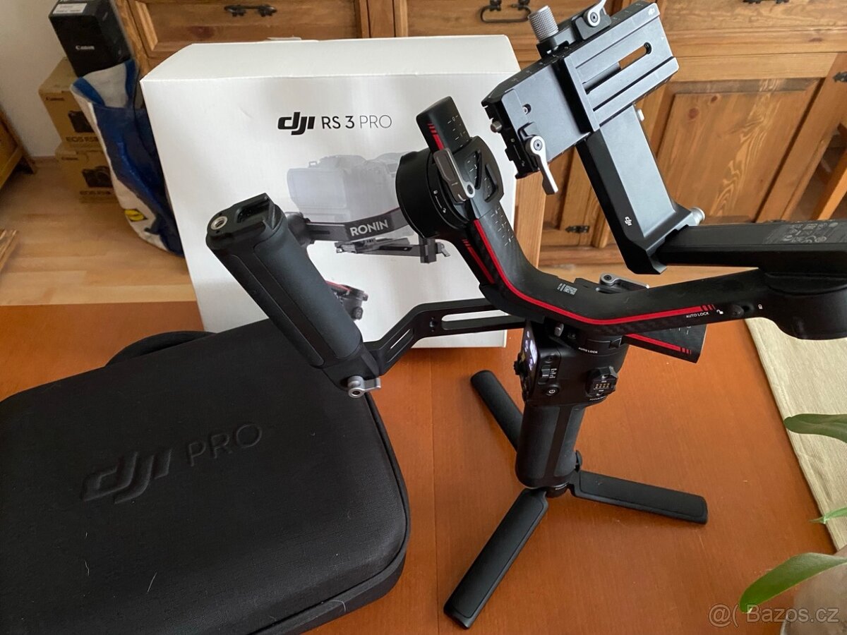 DJI RS 3 Pro - V ZARUCE - JAKO NOVY