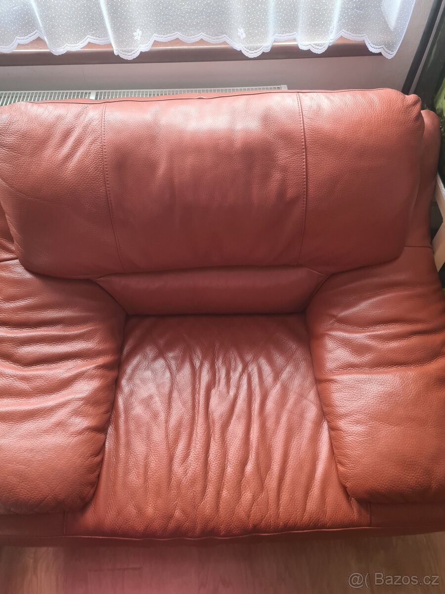 Křeslo z pravé kůže