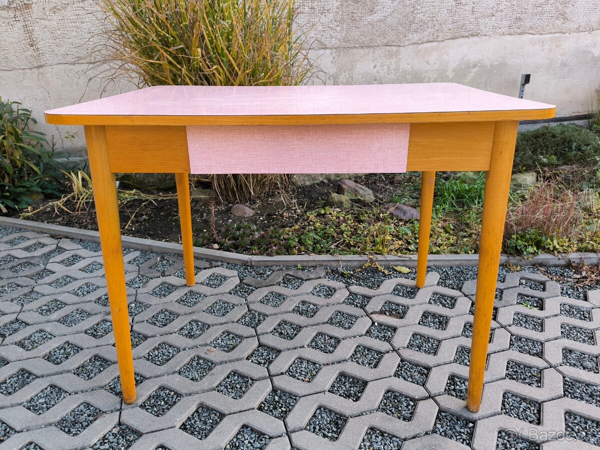Retro kuchyňský umakartový stůl Jitona - 60. léta