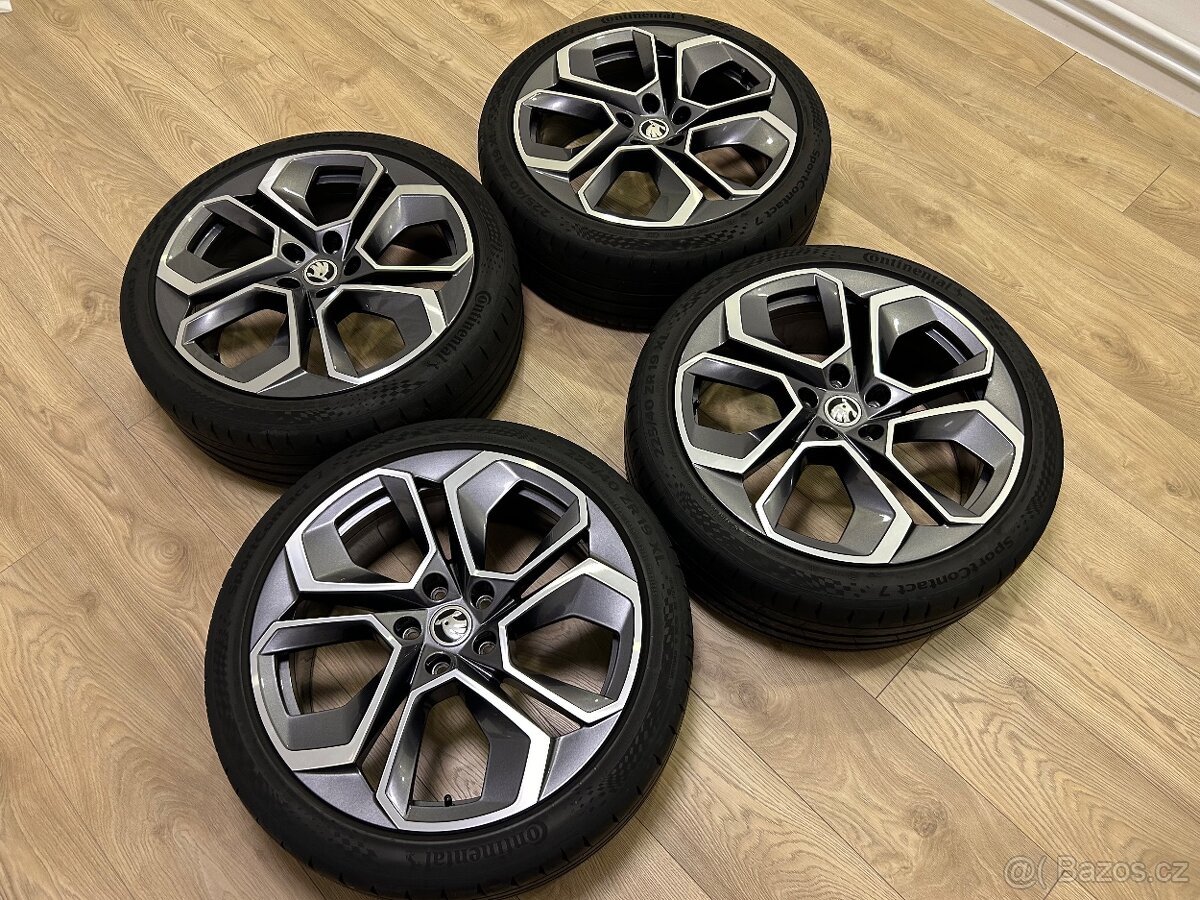 Originální alu kola R19 Škoda Octavia IV