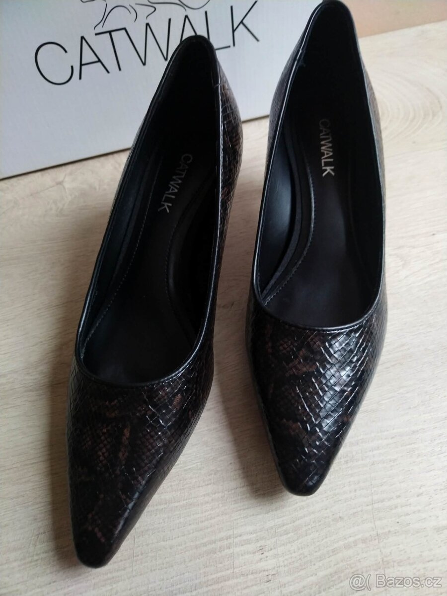 Nové dámské lodičky vel.37 zn. Catwalk