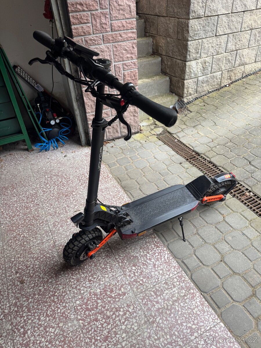 Prodám JOYOR S10S