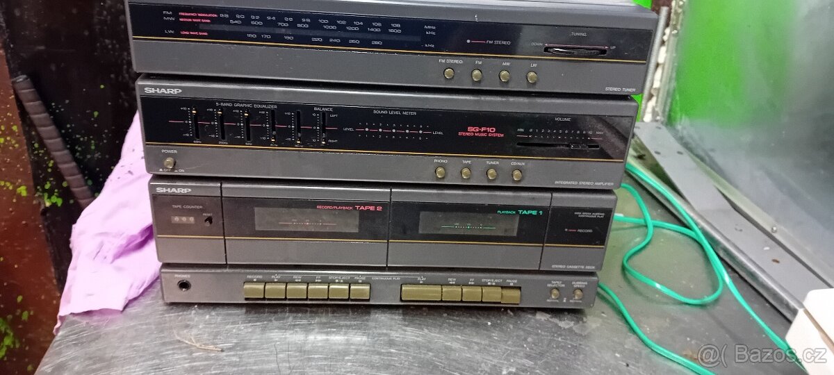 Retro vez sharp sg r10h