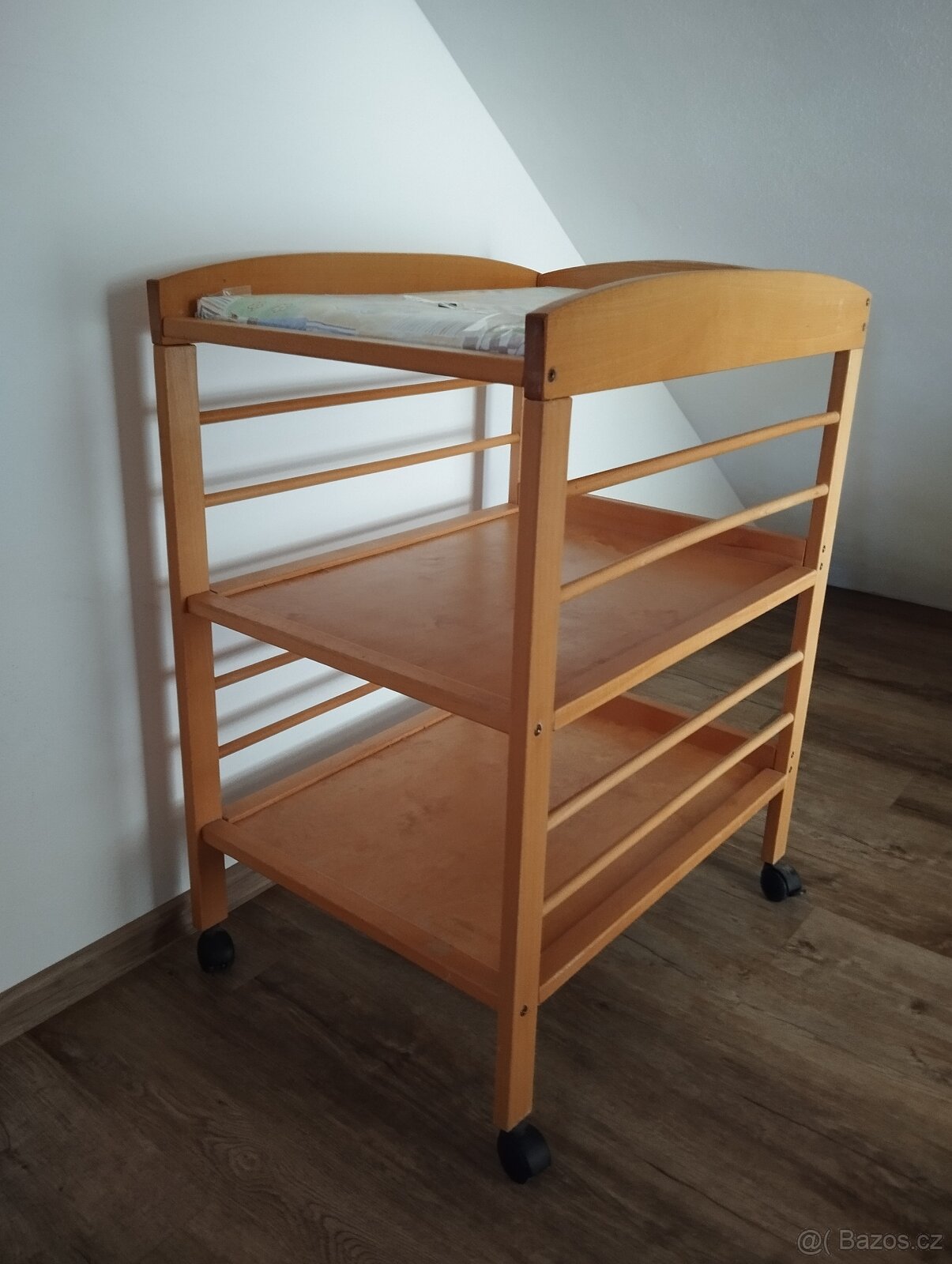 Přebalovací pult