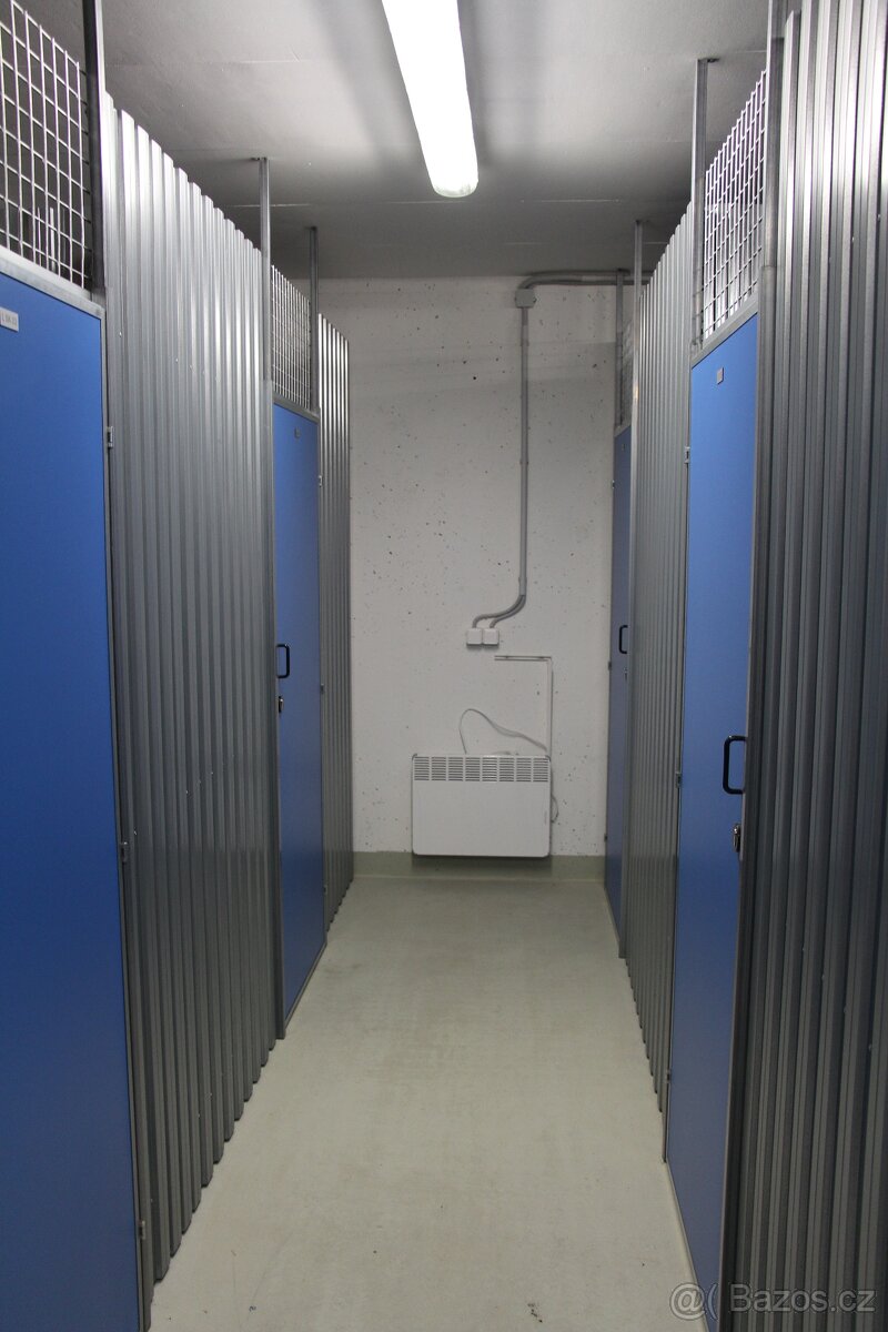 Flexibilní pronájem skladu/Storage rental Praha 9 Kolbenova