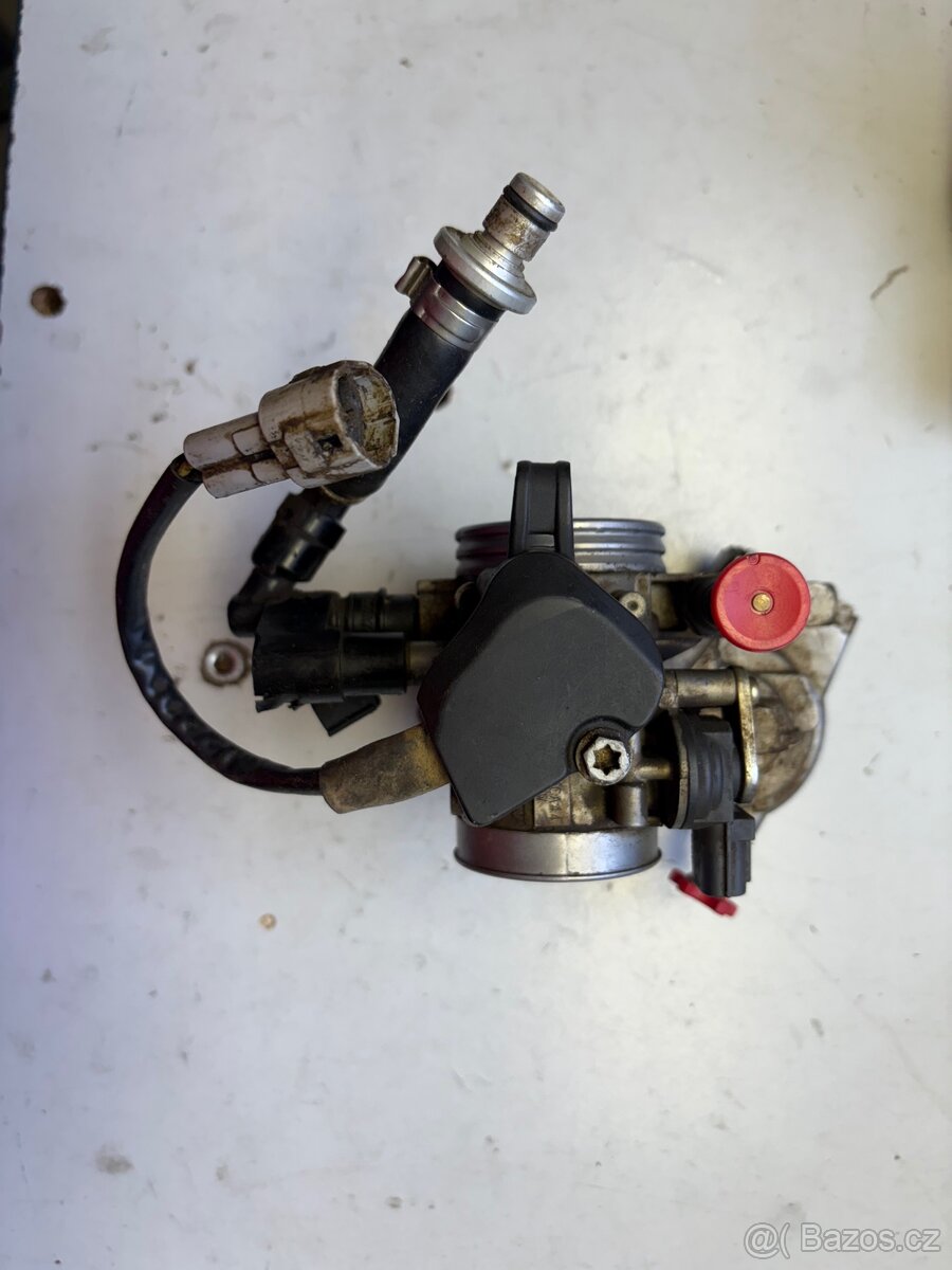 Škrtící klapka KTM SXF