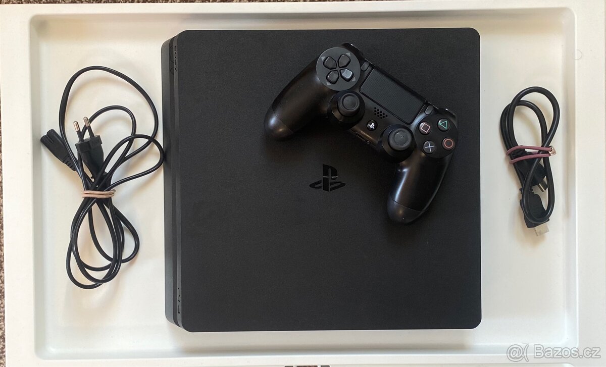 Playstation 4 Slim 500 GB - Perfektní stav