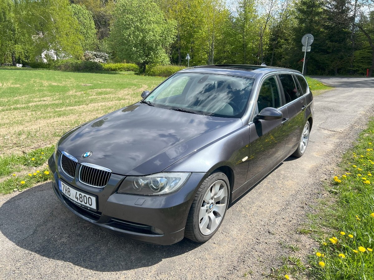 BMW E91 330xd 170kW 4x4 manuál panorama kůže