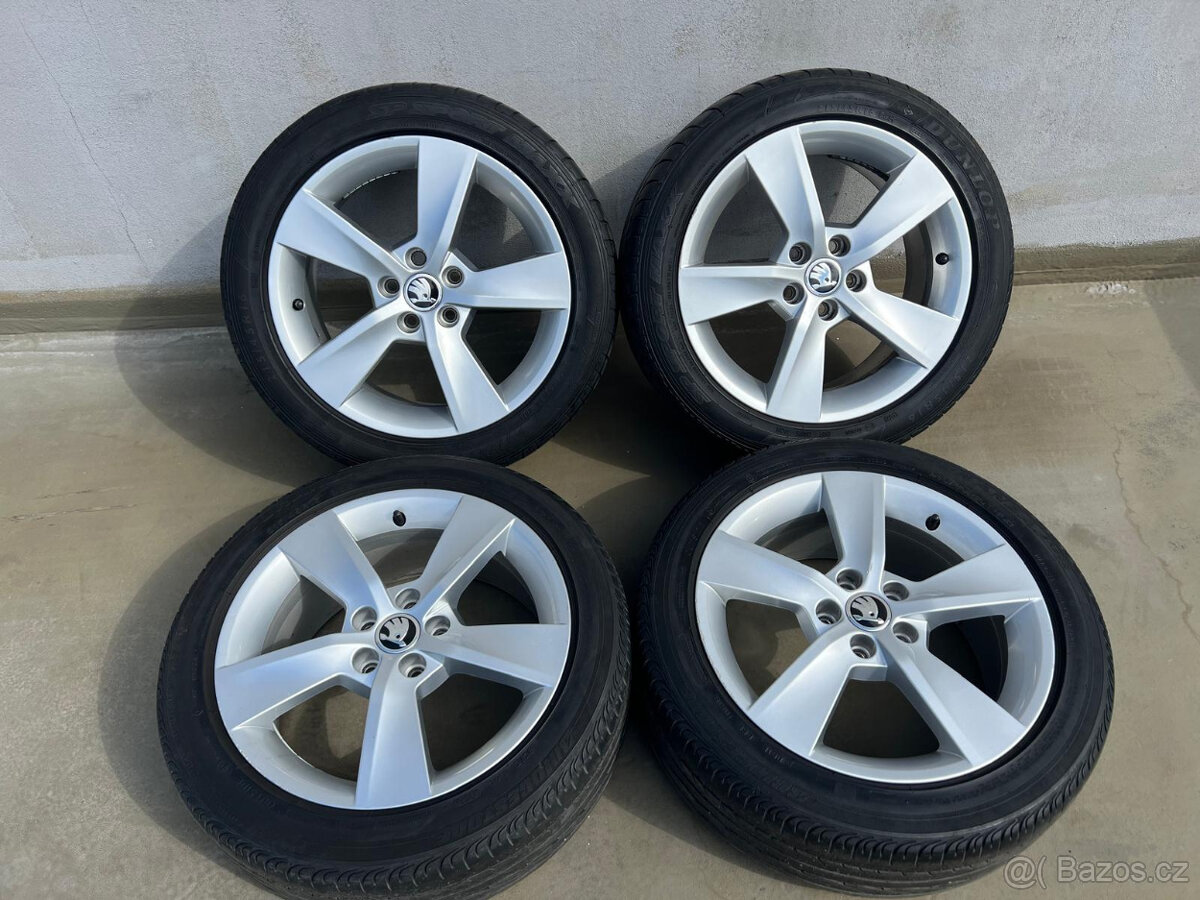 215/45R16 7X16 5X100 ET46 Alu kola ŠKODA RAPID FABIA III