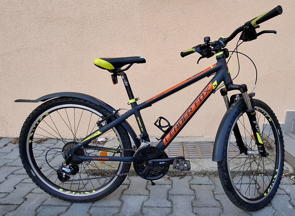 Leader Fox Spider chlapecké 24"