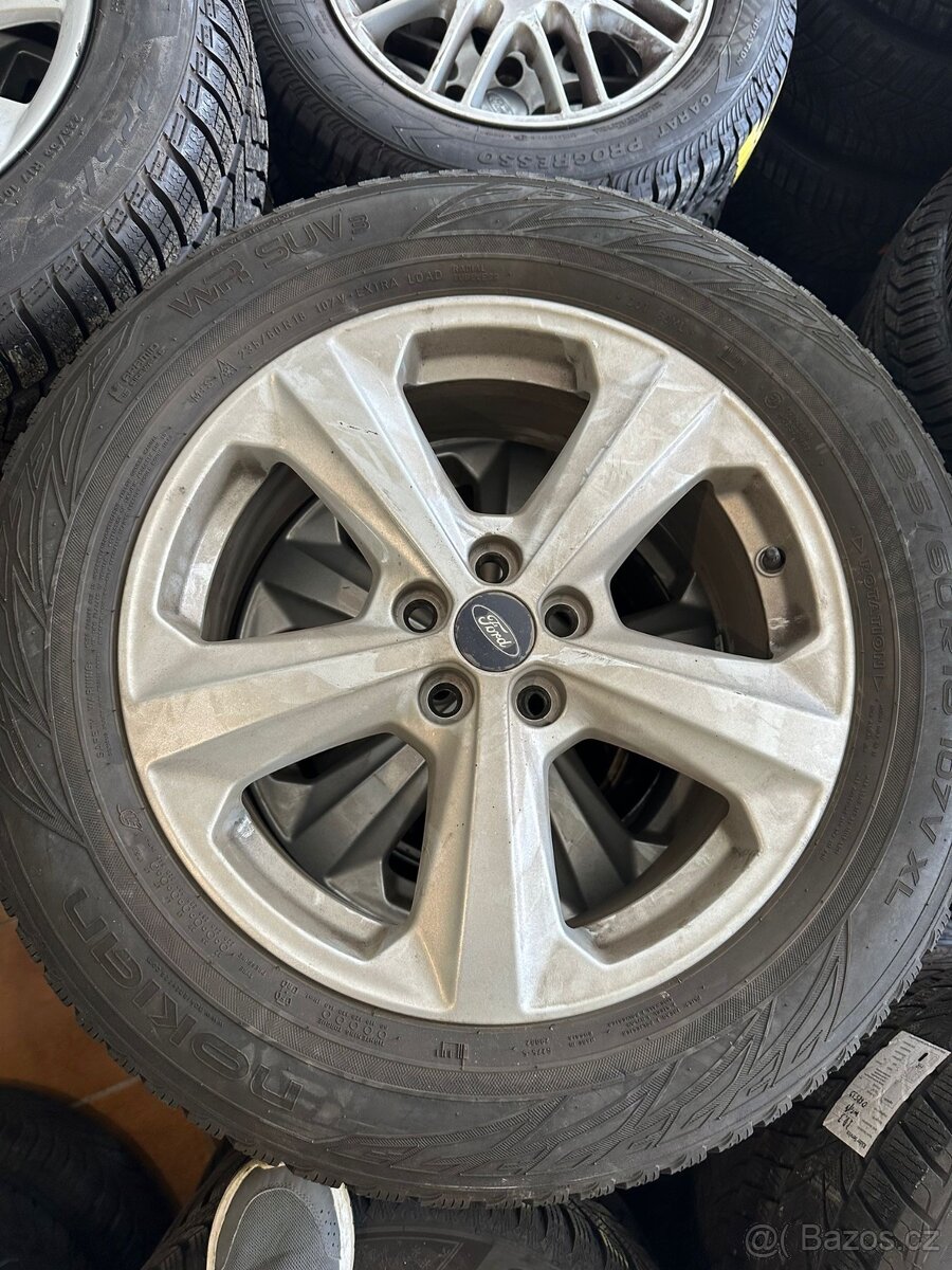 alu kola Ford kuga R18