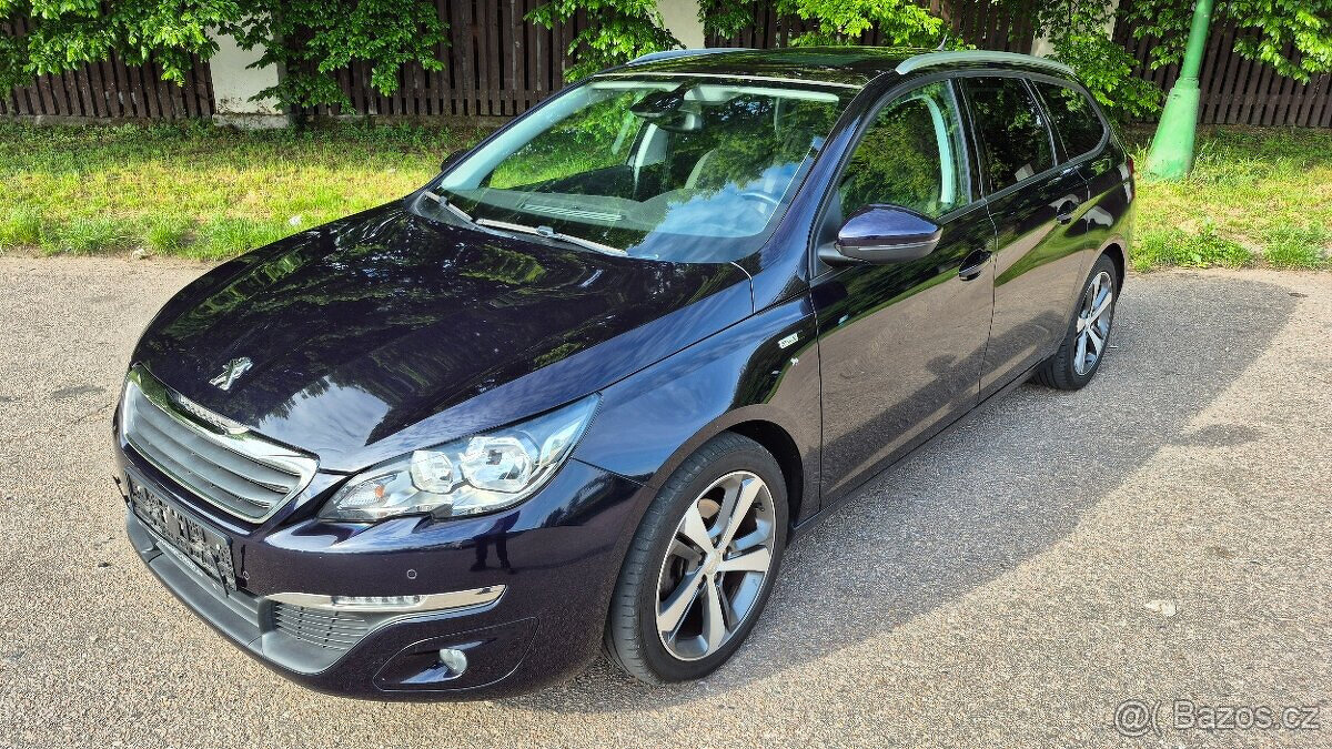 Peugeot 308 SW 1.2i Style Panorama