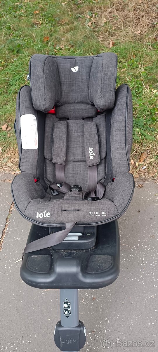 Autosedačka Joie Stages Isofix