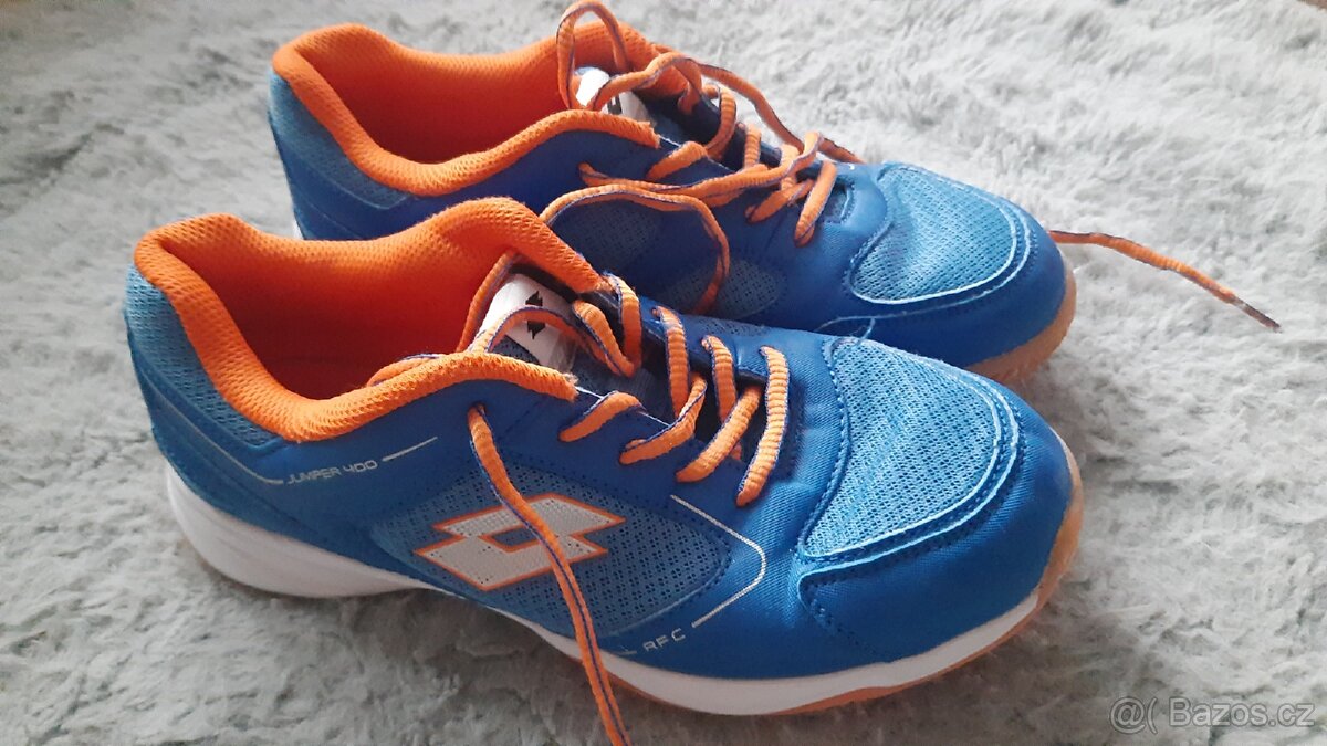 Sálové tenisky boty zn. Lotto vel. 39