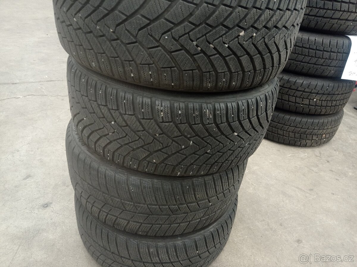 215/45r16  XL zimní 90v 2x6mm 2x7mm