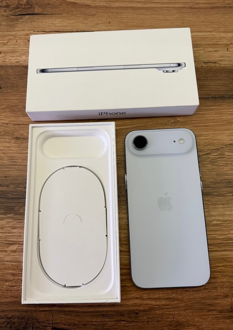 Apple iPhone Air 256gb bílý