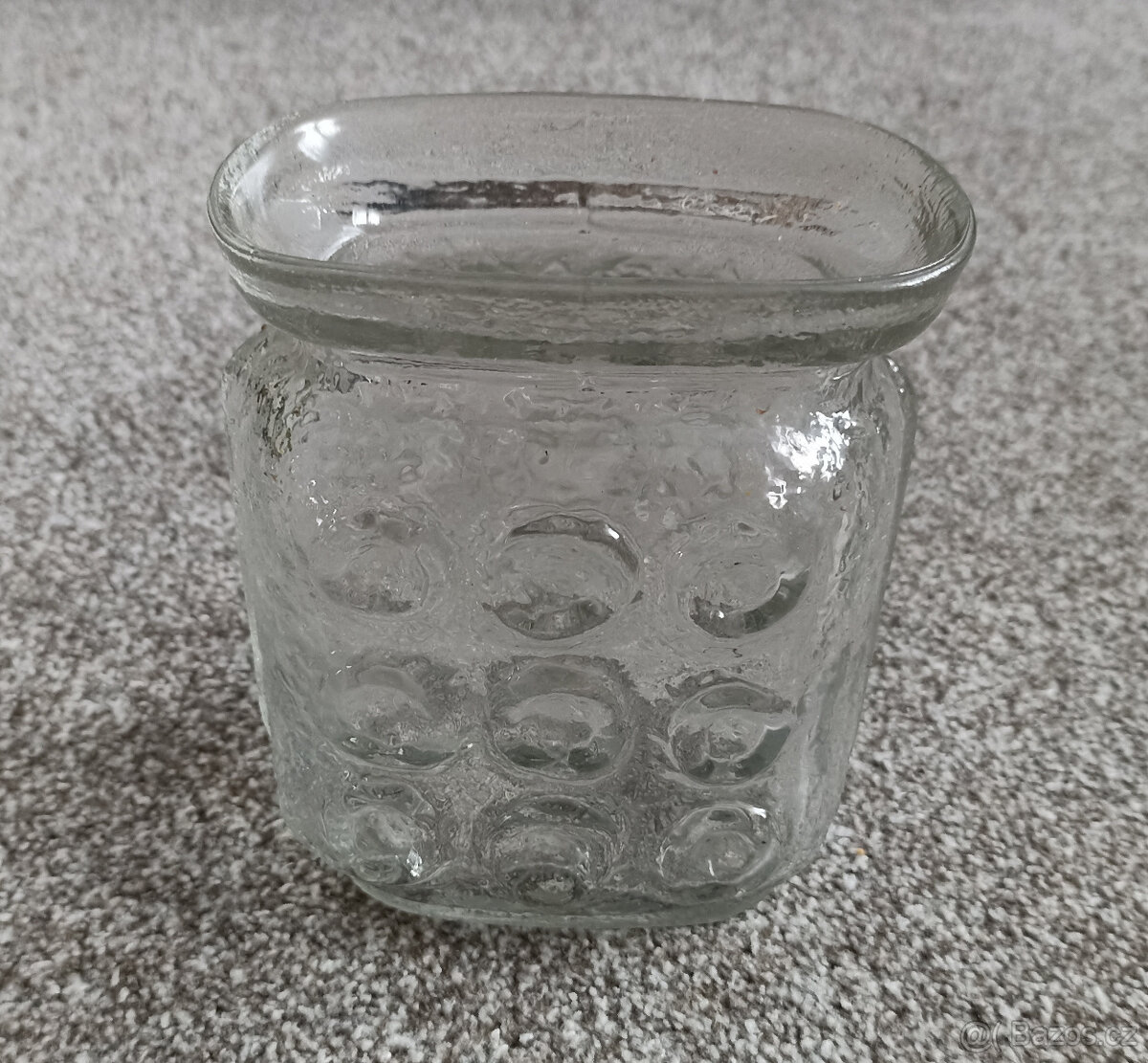 Váza Pavel Pánek s vnitřní prasklinou