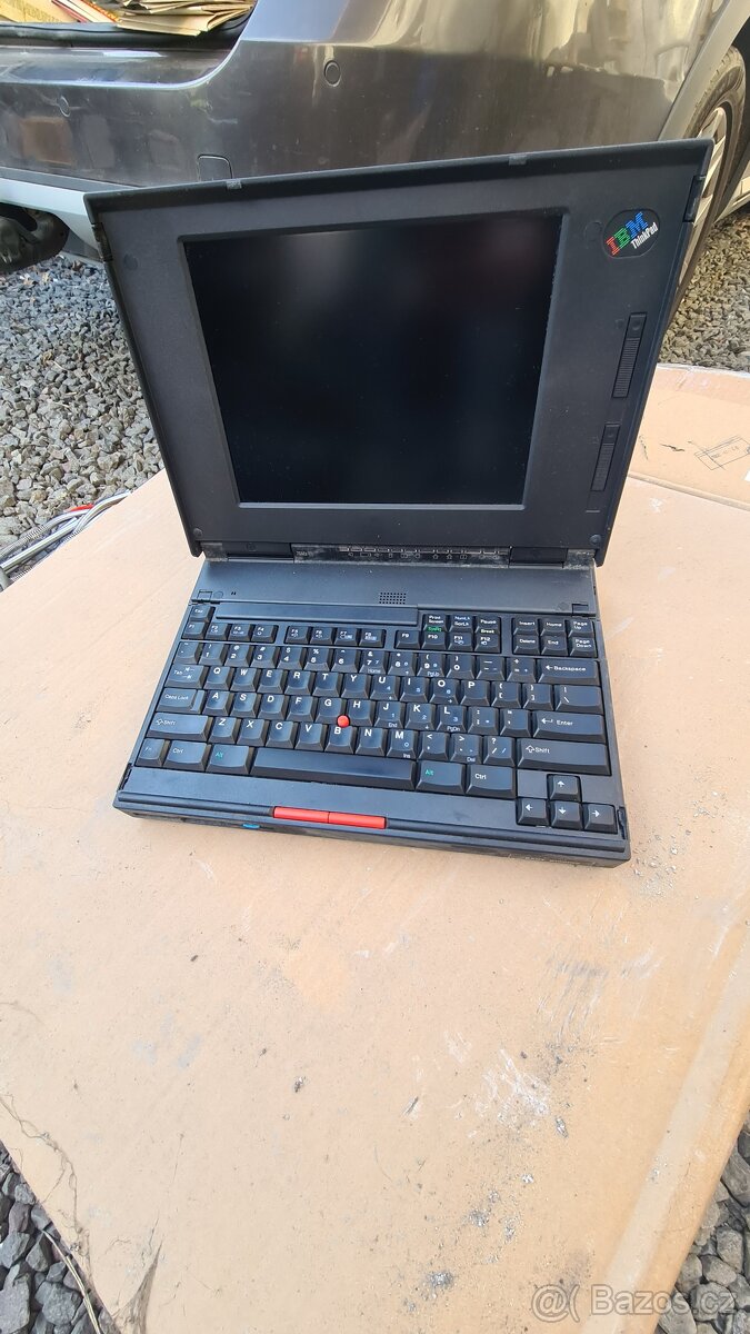 IBM legendární pravěký notebook typ 9545