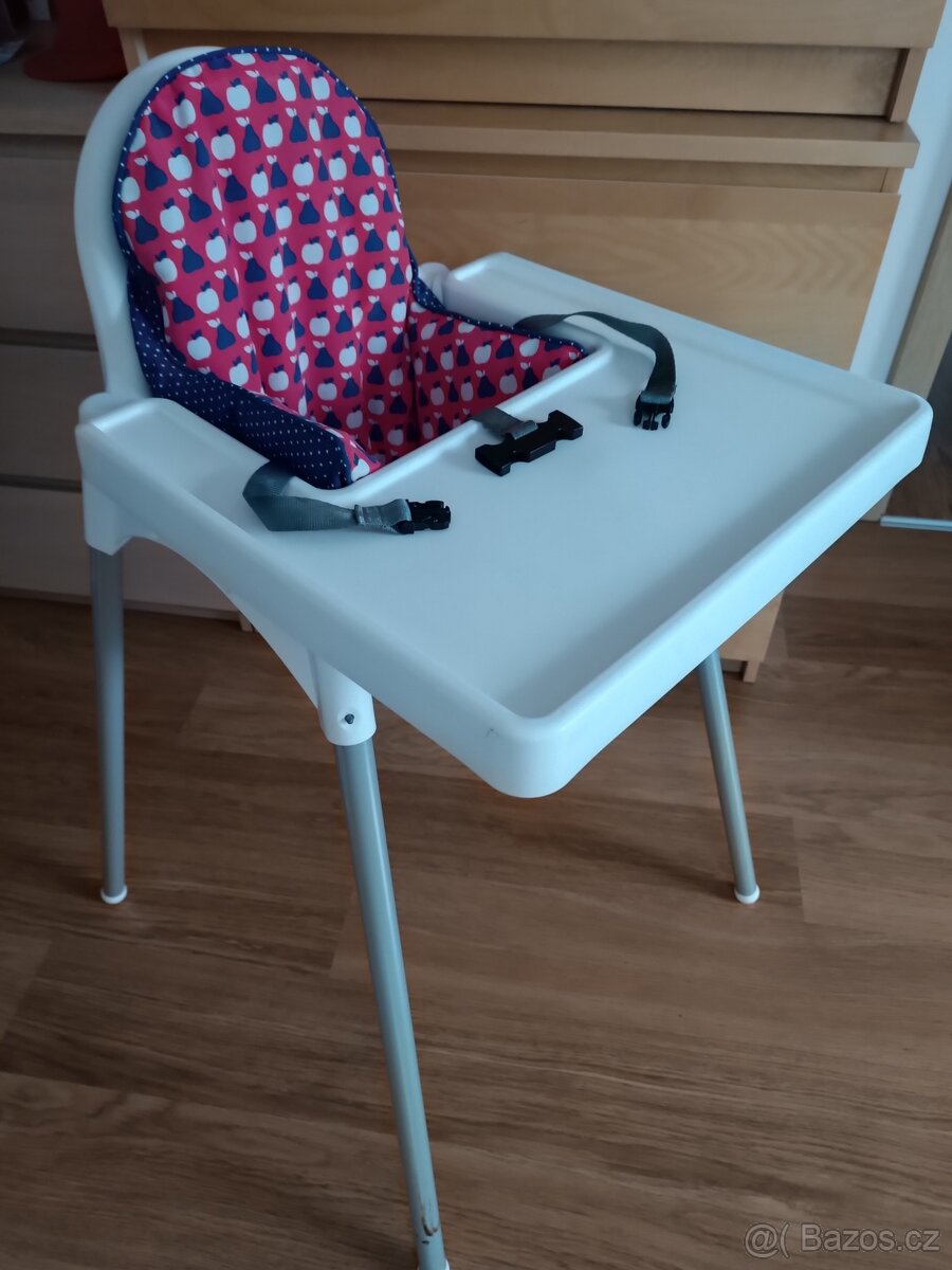 Jídelní židlička Ikea