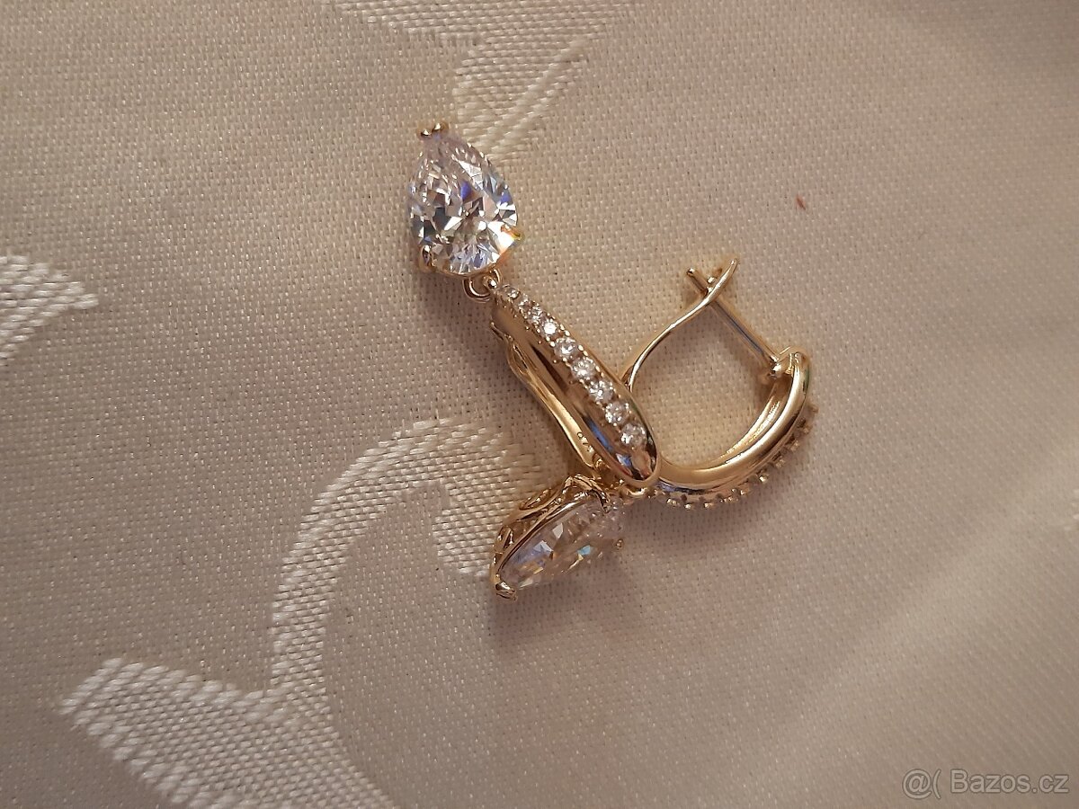 Luxusní visící pozlacené náušnice