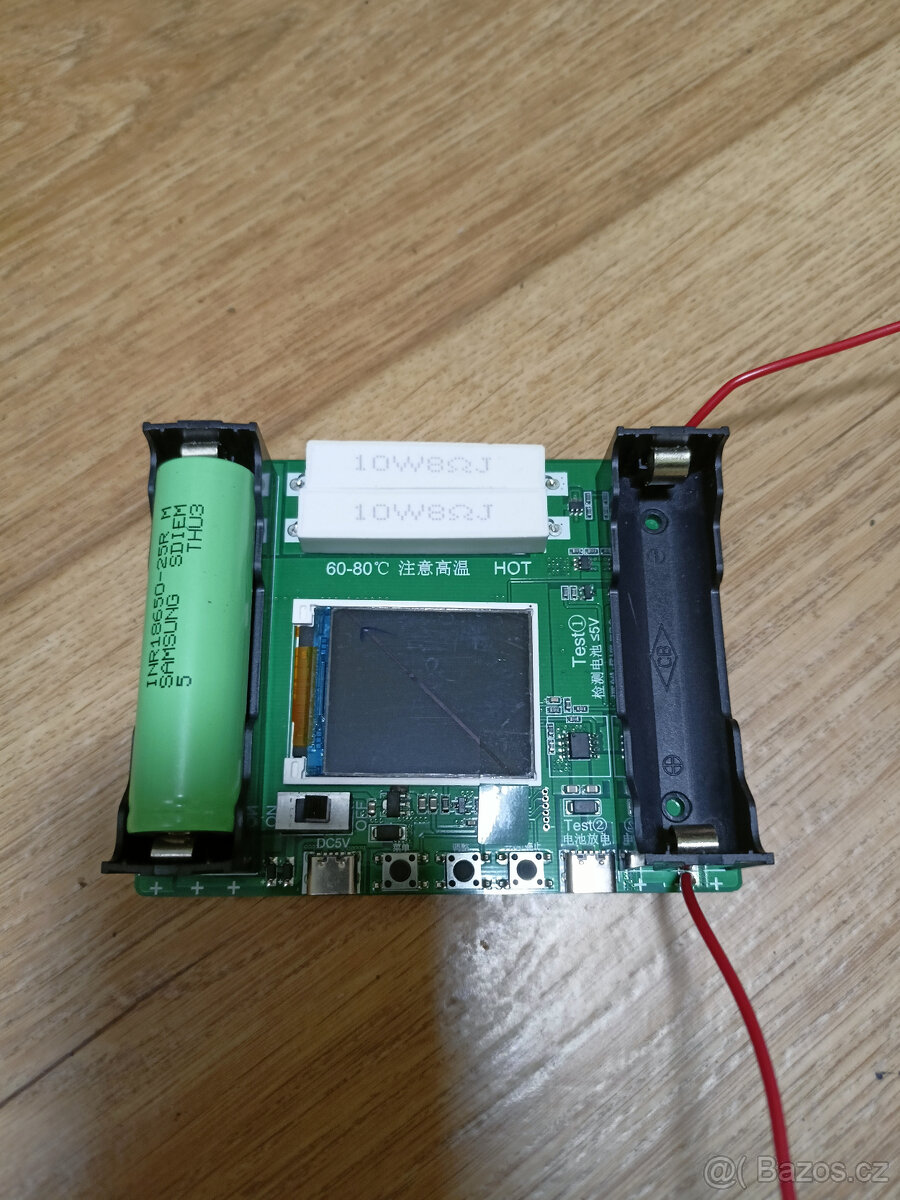 Tester kapacity baterie 18650